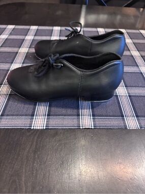 CAPEZIO CADENCE TAP SHOE CG19